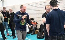 ye9z328ltm_____20251218_035